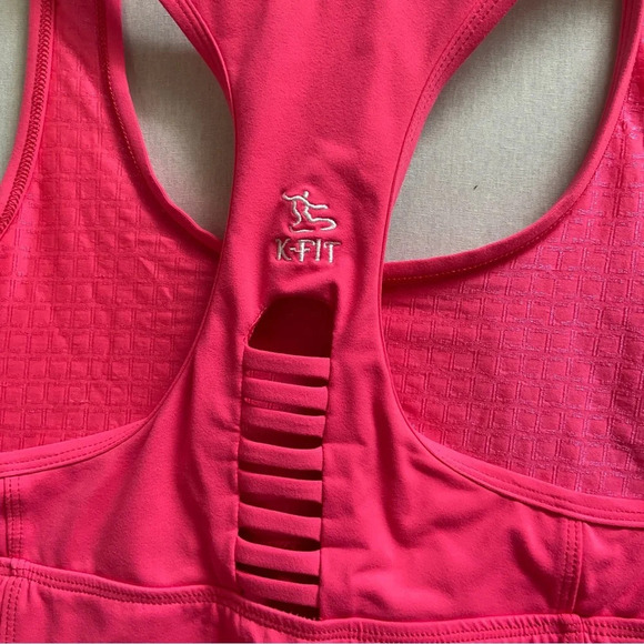 Trina Turk Recreation Hot Pink workout Athletic Tank Top Sz L - Picture 5 of 8
